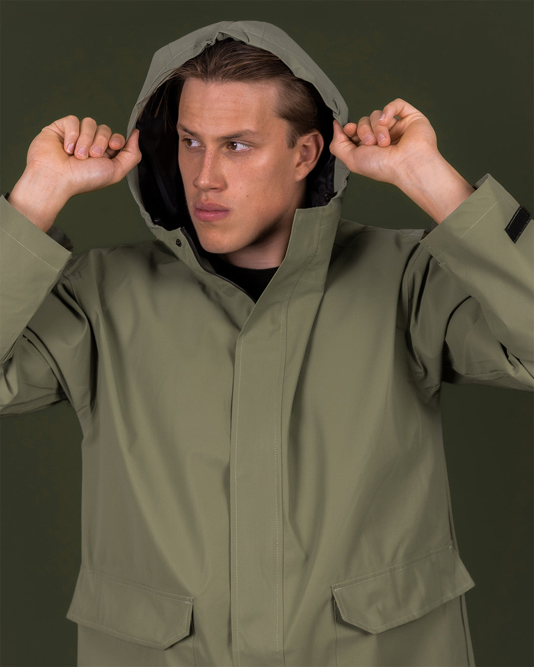 Human Raincoat SADE Olive